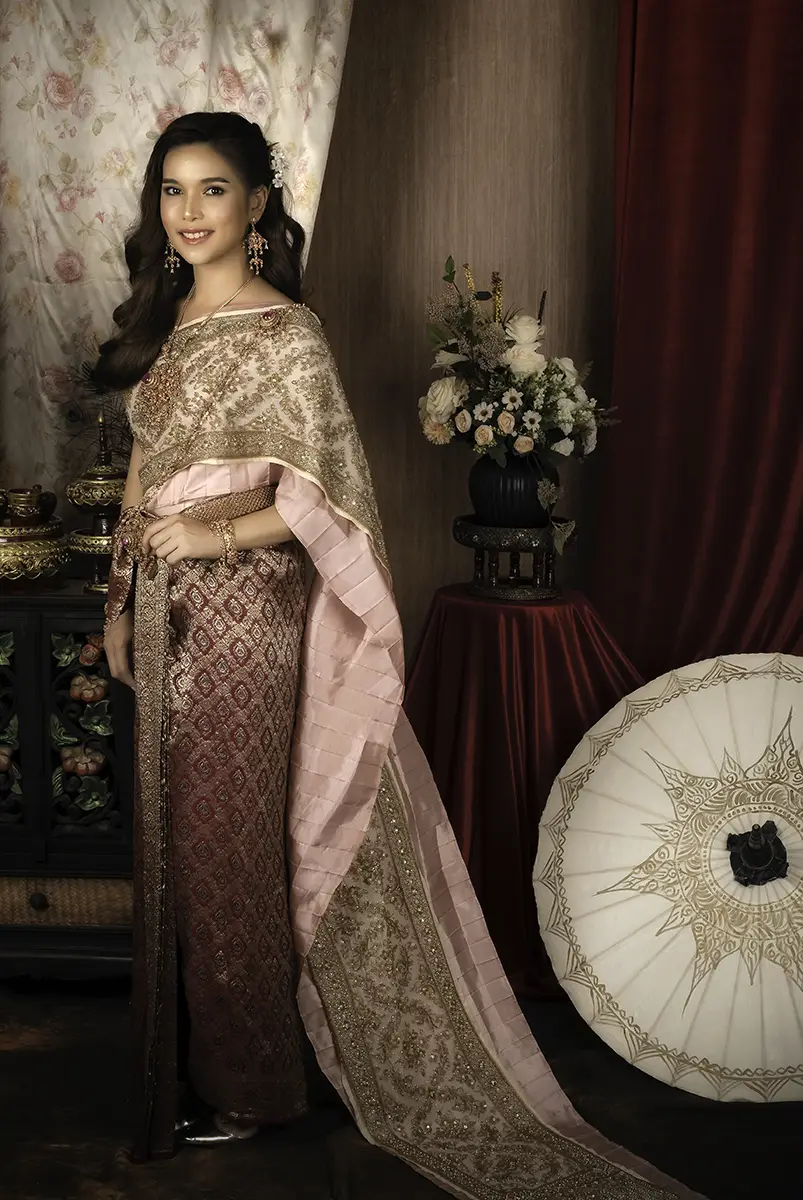 chakkraphat thai dress is also one of popular wedding dresses in thailand